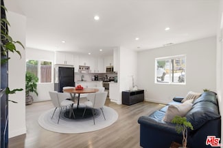 10648 Franlie Dr, Sunland, CA 91040