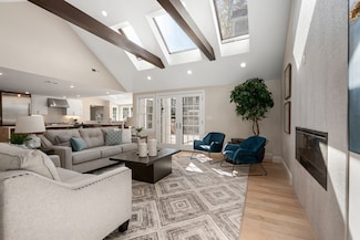 65 High St Unit 65-2, Newton Upper Falls, MA 02464