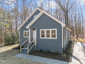 125 Sue-Kim Dr, Youngsville, NC 27596