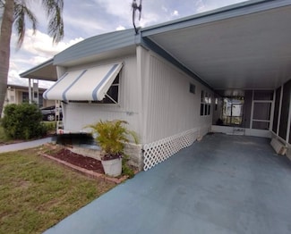 9040 Daniel Ave, Port Richey, FL 34668