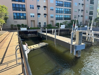 312 Water St Unit 15, Saint Joseph, MI 49085
