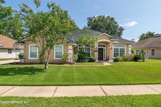 3077 Five Oaks Ln, Green Cove Springs, FL 32043