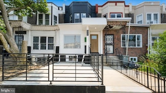5906 Christian St, Philadelphia, PA 19143