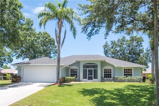1018 Persian Ln, Sebastian, FL 32958