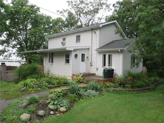 6870 Seneca St, Elma, NY 14059