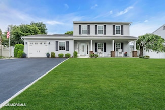 32 Kiwi Loop, Howell, NJ 07731