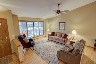 7225 Blue Maple Trail, Madison, WI 53719