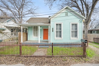 101 Alder Ln, San Antonio, TX 78202