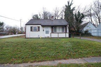 5 Walnut St, Beaver, PA 15009