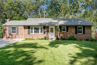 1219 Kenyon Ct, Saint Louis, MO 63119