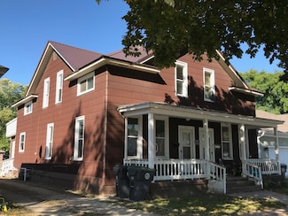 706 6th St S, La Crosse, WI 54601
