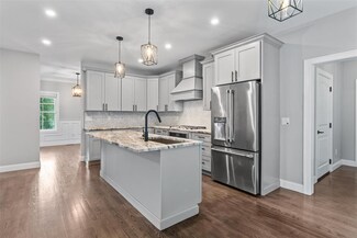 1 Ski Tow Rd, Weare, NH 03281