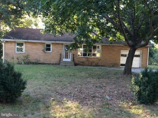 5 Helen Ave, Pedricktown, NJ 08067