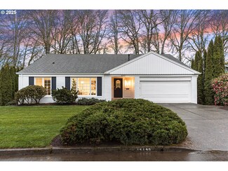 15190 NW Oakhills Dr, Beaverton, OR 97006