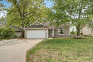 108 Pine Hill Ct, Nixa, MO 65714