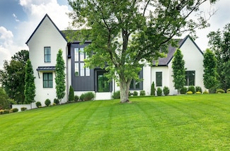 1526 Lipscomb Dr, Brentwood, TN 37027
