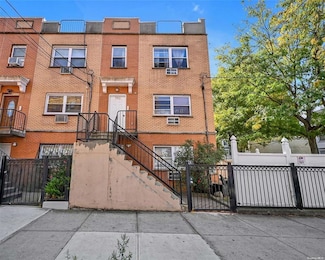 790 Glenmore Ave Unit 1st floor, Brooklyn, NY 11208
