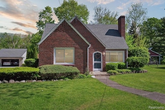 5720 Parkside St, Monroe, MI 48161