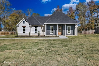 674 Rambin Rd, Stonewall, LA 71078