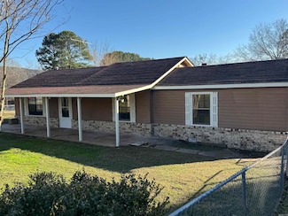 1311 W Walnut St, Heber Springs, AR 72543
