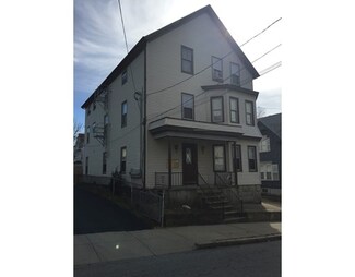 563 Osborn St, Fall River, MA 02724