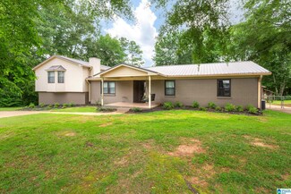 100 Helena St, Eastaboga, AL 36260