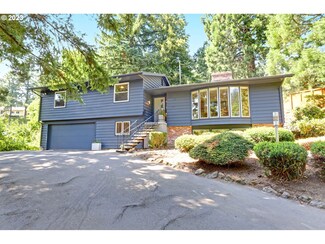 4541 SW Fairhaven Dr, Portland, OR 97221