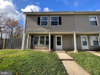 22 Locust Ct, Sicklerville, NJ 08081