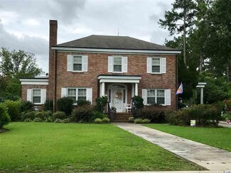 218 E Proctor St, Mullins, SC 29574