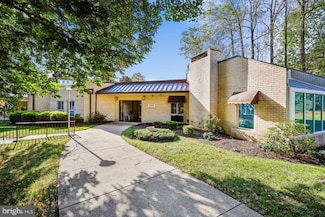 14905 Pennfield Cir Unit 2D, Silver Spring, MD 20906