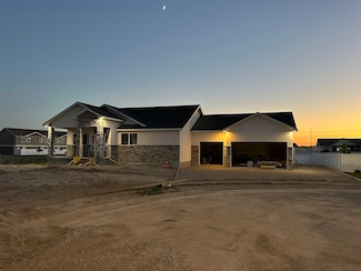 512 Boxwood Dr, Idaho Falls, ID 83402