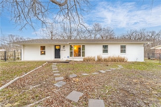 1588 S Curtis Ave, Pea Ridge, AR 72751