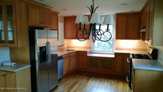 17 Powell Ave, Atlantic Highlands, NJ 07716