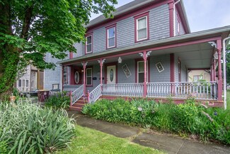147 S Main St, Acushnet, MA 02743