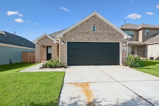 213 Crystal Bay Ln, Willis, TX 77378