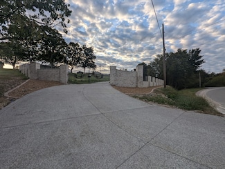 1295 Old Highway 50a, Columbia, TN 38401