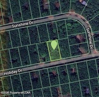 16 Holiday Dr, Foster Township, PA 18661