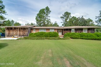 2430 Beattys Bridge Rd, Atkinson, NC 28421