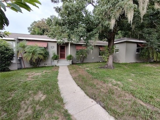 995 W 11th Ave, Mount Dora, FL 32757