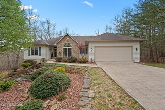 106 Cathedral Dr, Crossville, TN 38558