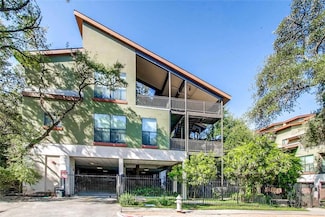 911 Keith Ln Unit 14, Austin, TX 78705