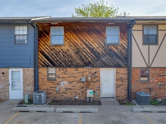 2720 SW 74th St Unit 6, Oklahoma City, OK 73159