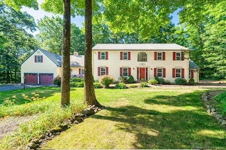 135 Harvest Woods Rd, Rockfall, CT 06481