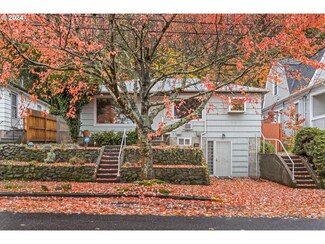 5727 S Corbett Ave, Portland, OR 97239