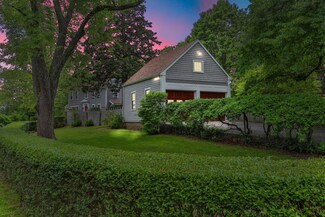 1 Discovery Hill Rd, East Sandwich, MA 02537
