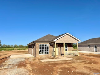 12540 Sommers Rd, Athens, AL 35611