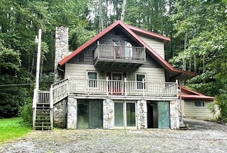 190 Turkey Creek Rd, Clyde, NC 28721