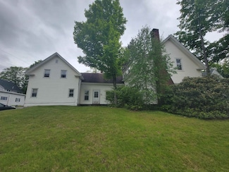 73 Highland St, Plymouth, NH 03264