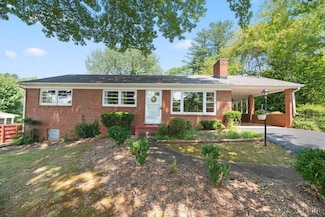 154 Maple Ln, Amherst, VA 24521