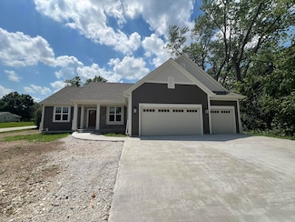 3865 Glen Echo Dr, Brookfield, WI 53005